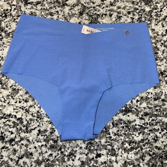 Victoria’s Secret “5” Pair Panty Bundle - Picture 9 of 12